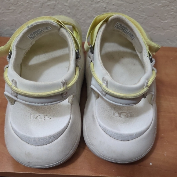 UGG Women's Sandals in Yellow and White - Picture 7 of 11